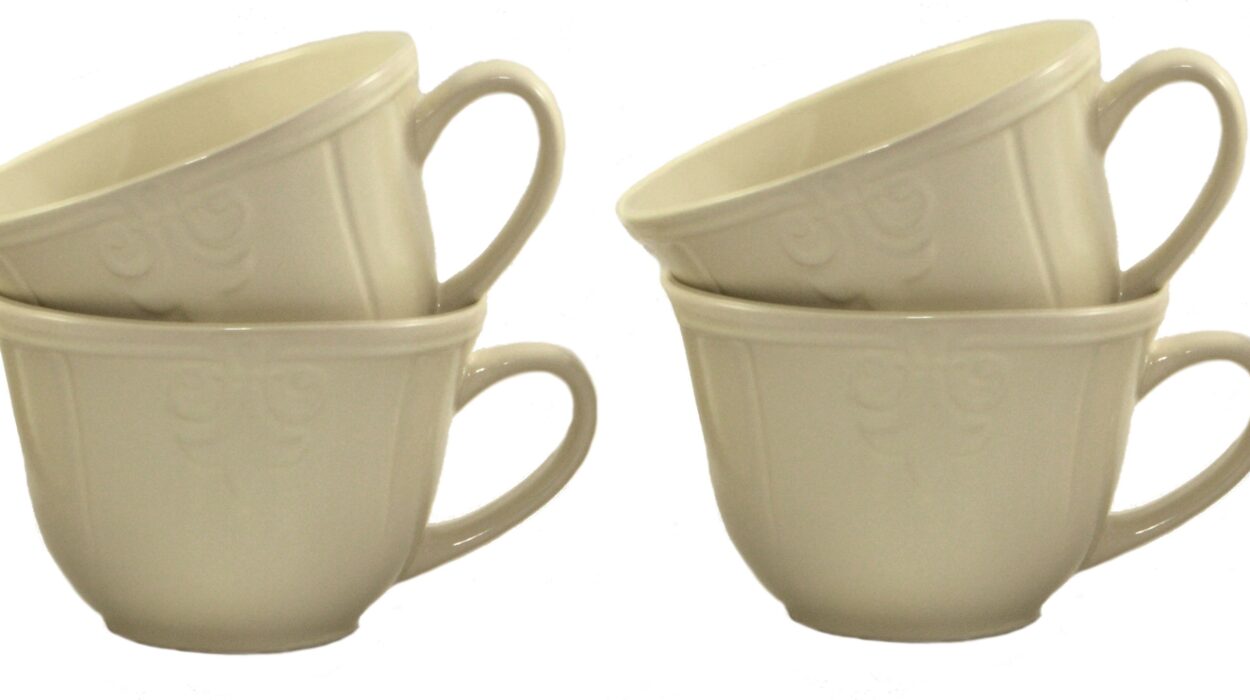 Vintage-Style Soup Mugs
